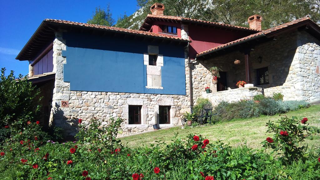 Casas Rurales El Corberu Hostal Sardedo Habitación foto